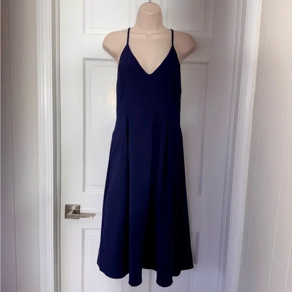 NWT Elia Cher Navy Midi Dress Deep V Neck Strappy Back Summer Size L - Picture 4 of 8